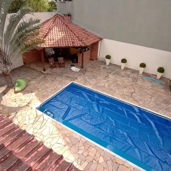 Piscina com aquecedor solar em São José dos Campos e região