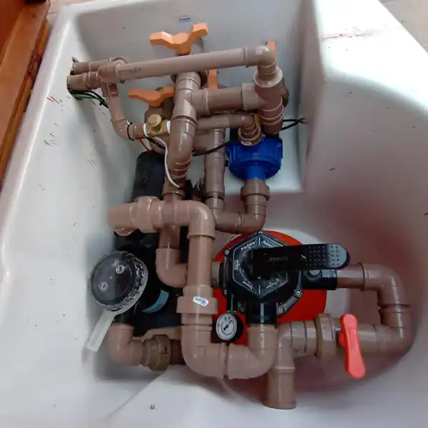 Casa de Máquina de piscina com aquecedor solar